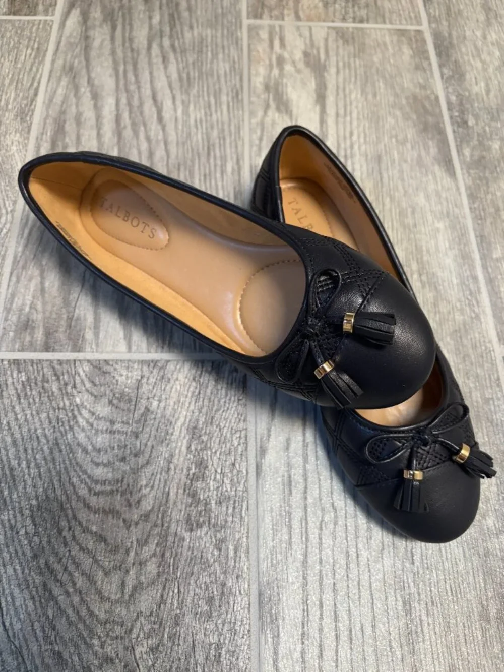 Talbots original tassel perfect